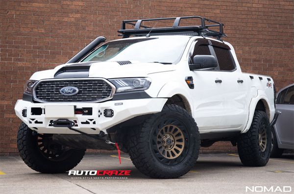 Nomad Power Side Steps - Toyota Hilux Dual Cab N80 2016-2020