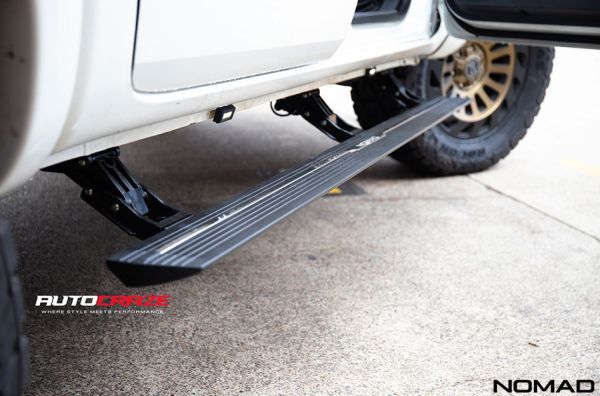 Nomad Power Side Steps - BMW X7 G07 Series
